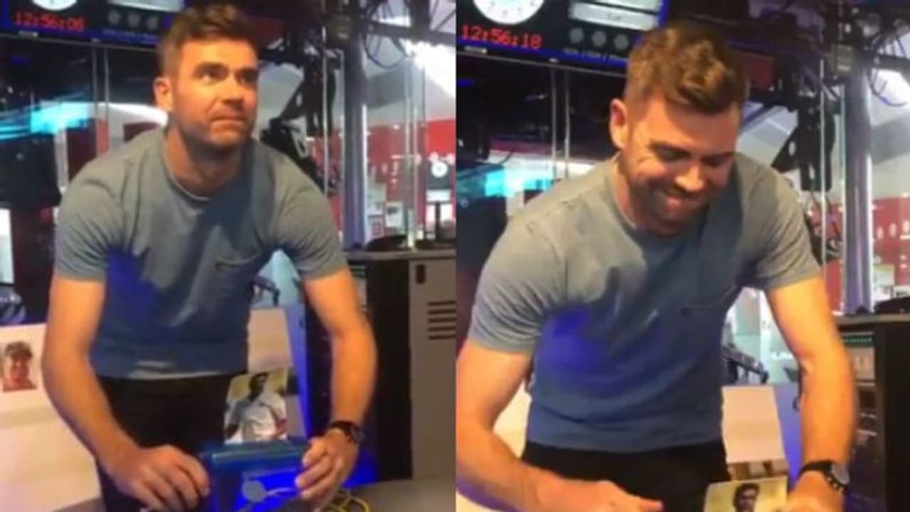 ಮಂಕಡಿಂಗ್ ಮಾಡಿದ ಅಶ್ವಿನ್ ಕಾಲೆಳೆದ ಆ್ಯಂಡರ್’ಸನ್ ಮಂಕಡಿಂಗ್ ಮಾಡಿದ ಅಶ್ವಿನ್ ಕಾಲೆಳೆದ ಆ್ಯಂಡರ್’ಸನ್