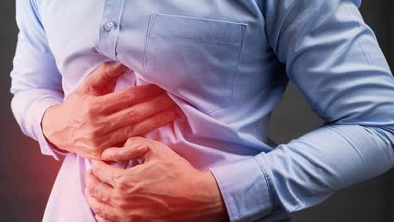 മലബന്ധം അലട്ടുന്നുണ്ടോ; ഈ ഭക്ഷണങ്ങൾ ശീലമാക്കൂ മലബന്ധം അലട്ടുന്നുണ്ടോ; ഈ ഭക്ഷണങ്ങൾ ശീലമാക്കൂ