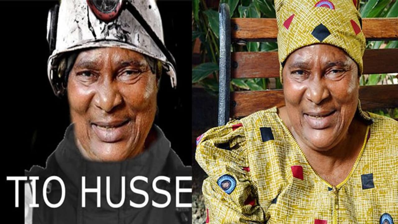 10 വര്ഷം ജോലിസ്ഥലത്ത് ആണായി അഭിനയിച്ചു; ഒടുവില് സ്ത്രീപീഡനക്കേസില് പെട്ടപ്പോള് വെളിപ്പെടുത്തി 'ഞാന് പെണ്ണാണ്' 10 വര്ഷം ജോലിസ്ഥലത്ത് ആണായി അഭിനയിച്ചു; ഒടുവില് സ്ത്രീപീഡനക്കേസില് പെട്ടപ്പോള് വെളിപ്പെടുത്തി 'ഞാന് പെണ്ണാണ്'