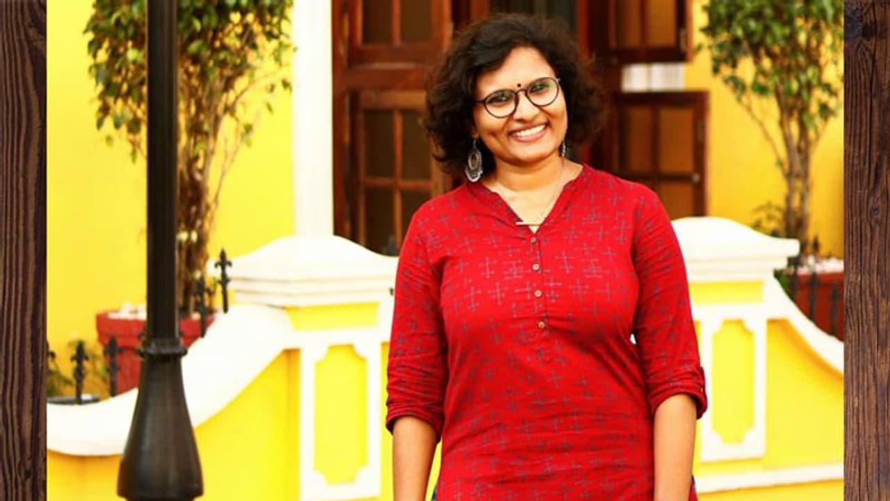 'അഹങ്കാരി, തന്നിഷ്ടക്കാരി, പോക്കുകേസെന്നൊക്കെ ഓമനപ്പേരിട്ട് വിളിക്കുന്ന പെണ്ണുങ്ങളില്ലേ? ഒരു ദിവസമെങ്കിലും അവരുടെ ജീവിതം ജീവിച്ചു നോക്കണം' 'അഹങ്കാരി, തന്നിഷ്ടക്കാരി, പോക്കുകേസെന്നൊക്കെ ഓമനപ്പേരിട്ട് വിളിക്കുന്ന പെണ്ണുങ്ങളില്ലേ? ഒരു ദിവസമെങ്കിലും അവരുടെ ജീവിതം ജീവിച്ചു നോക്കണം'