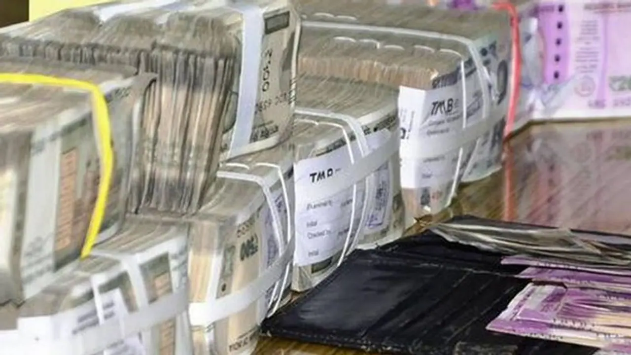 ‘Rs 20 crore hawala money moved to party HQ from Tughlak Road residence of politician’