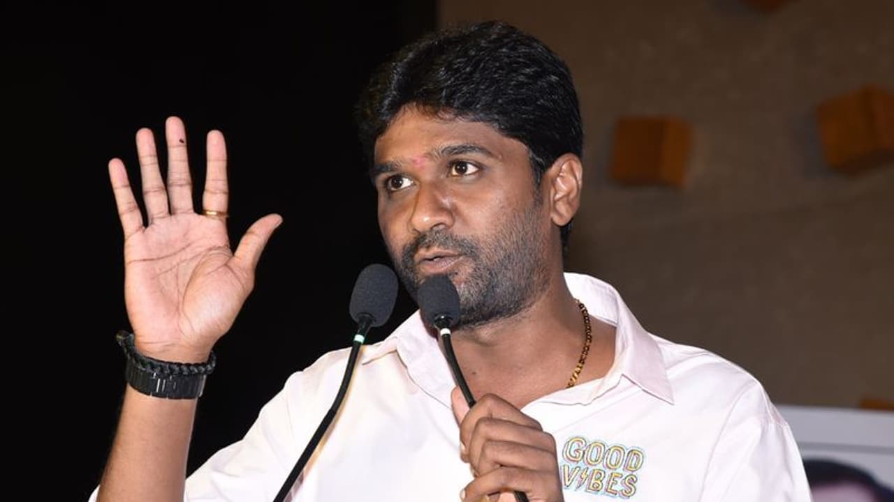 సికింద్రాబాద్ ఎంపీ స్థానంలో పోస్టల్ బ్యాలెట్లలో టీఆర్ఎస్ ముందంజ సికింద్రాబాద్ ఎంపీ స్థానంలో పోస్టల్ బ్యాలెట్లలో టీఆర్ఎస్ ముందంజ