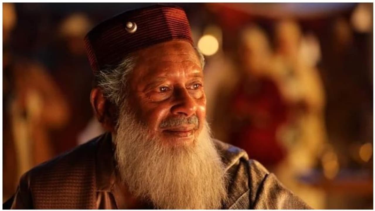 பத்து ஆண்டுகளுக்குப் பின் படம் இயக்கும் ஃபாசில்...ஹீரோ ? வேற யாரு...’அவரே’தான்... பத்து ஆண்டுகளுக்குப் பின் படம் இயக்கும் ஃபாசில்...ஹீரோ ? வேற யாரு...’அவரே’தான்...