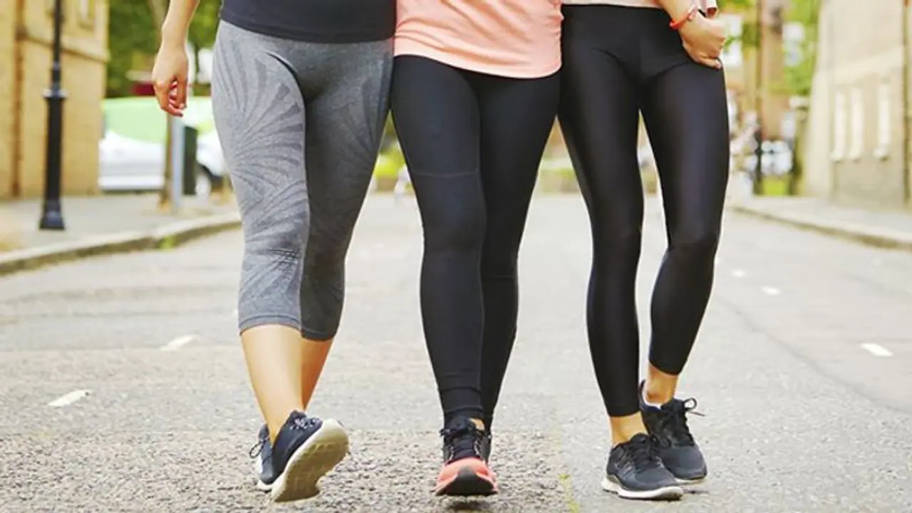 கபாலீஸ்வரர் கோயிலில் திடீர் உத்தரவு... பெண்கள் லெக்கின்ஸ் பேண்ட் அணிந்து வரத் தடை..! கபாலீஸ்வரர் கோயிலில் திடீர் உத்தரவு... பெண்கள் லெக்கின்ஸ் பேண்ட் அணிந்து வரத் தடை..!