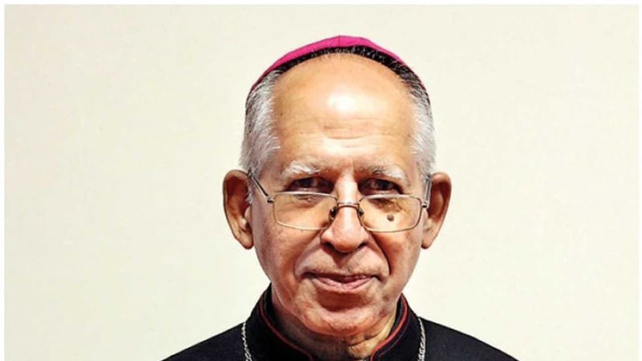 ഫാ. ആന്റണി മടശേരി കുറ്റക്കാരനല്ലെങ്കിൽ പൊലീസ് പൊതുമാപ്പ് പറയണം: ജലന്ധർ ബിഷപ്പ് ഫാ. ആന്റണി മടശേരി കുറ്റക്കാരനല്ലെങ്കിൽ പൊലീസ് പൊതുമാപ്പ് പറയണം: ജലന്ധർ ബിഷപ്പ്