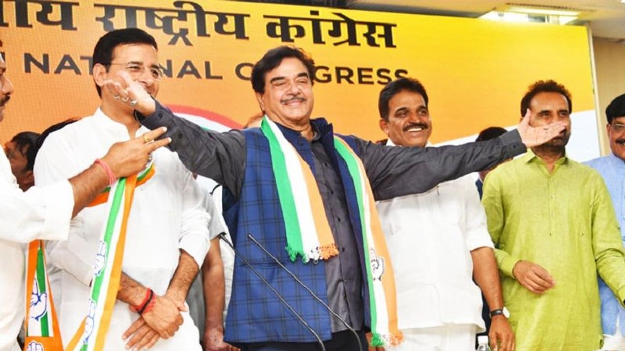 शत्रुघ्न को बीजेपी के खिलाफ हथियार बनाएगी कांग्रेस, पटना साहिब से दिया टिकट