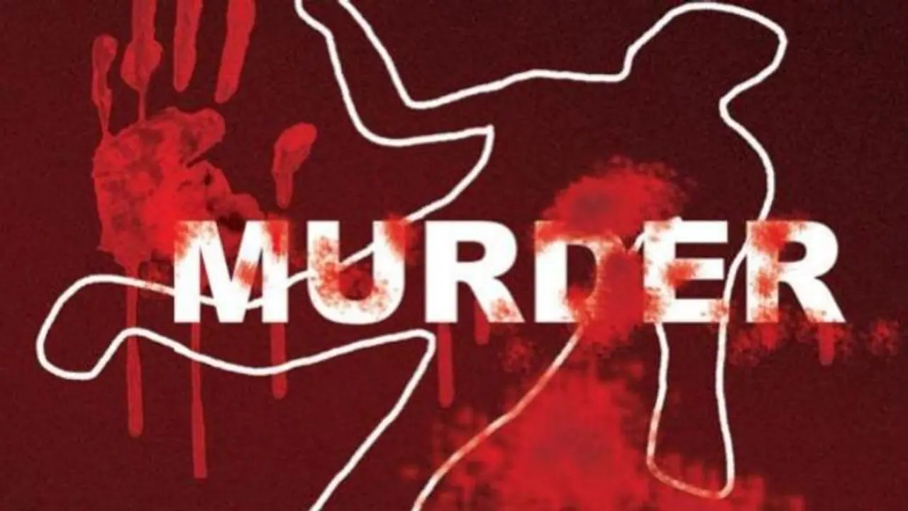 ഗൃഹനാഥനെ കൊലപ്പെടുത്തി, വീട്ടമ്മയെ പീഡിപ്പിച്ച കേസില് ഒന്നാം പ്രതിക്ക് വധശിക്ഷ ഗൃഹനാഥനെ കൊലപ്പെടുത്തി, വീട്ടമ്മയെ പീഡിപ്പിച്ച കേസില് ഒന്നാം പ്രതിക്ക് വധശിക്ഷ