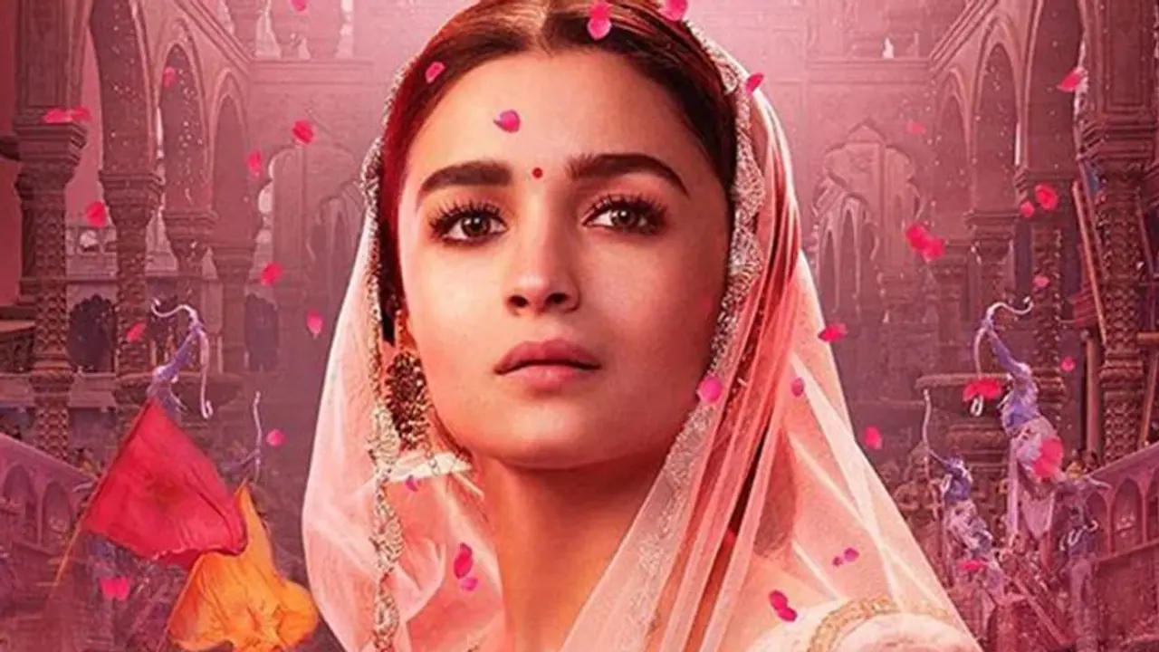 Guess which movie Alia Bhatt watched to prepare for Kalank role Guess which movie Alia Bhatt watched to prepare for Kalank role