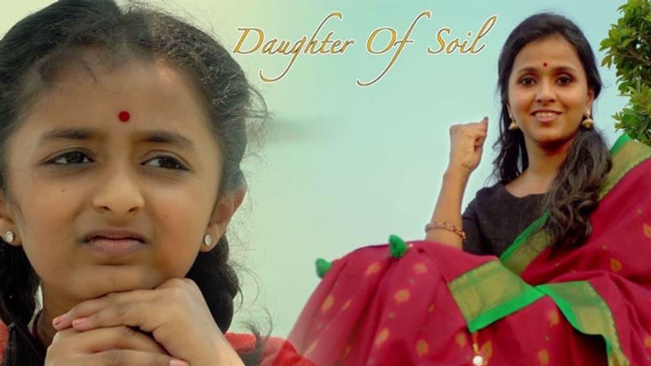 వారికే ఓటేయండి.. సింగర్ స్మిత స్పెషల్ సాంగ్! వారికే ఓటేయండి.. సింగర్ స్మిత స్పెషల్ సాంగ్!