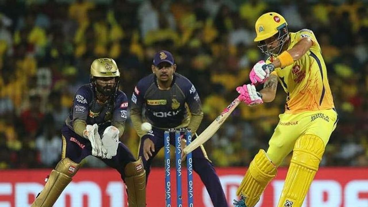 చెమటోడ్చిన చెన్నై: కోల్కతాపై విజయం, చెత్త పిచ్ అన్న ధోని చెమటోడ్చిన చెన్నై: కోల్కతాపై విజయం, చెత్త పిచ్ అన్న ధోని