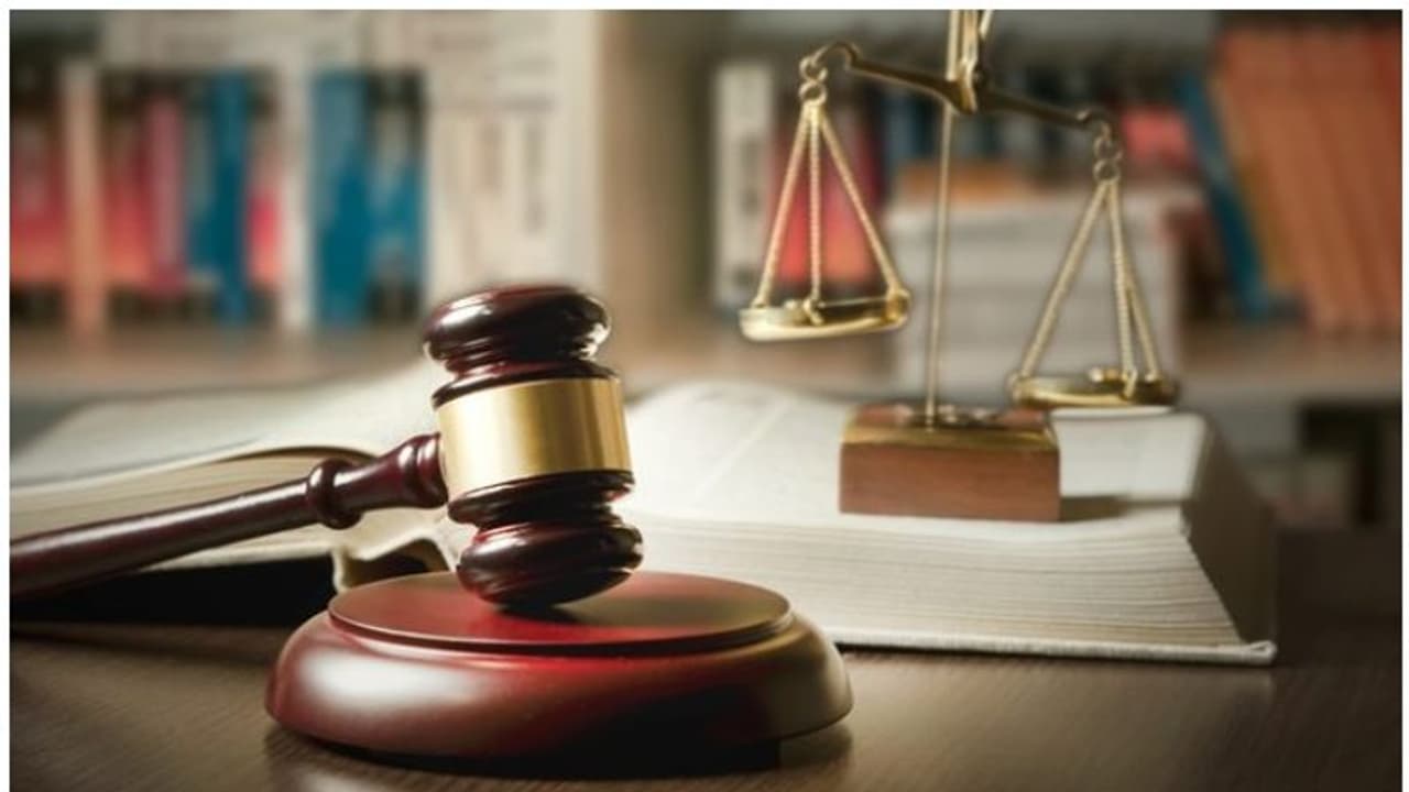 ఎన్నికల కమిషన్పై సుప్రీం అసంతృప్తి ఎన్నికల కమిషన్పై సుప్రీం అసంతృప్తి