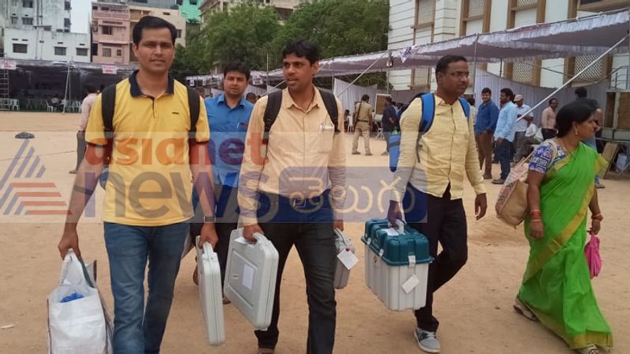 తెలంగాణలో ఎన్నికలకు ఏర్పాట్లు పూర్తి: నిజామాబాద్‌లో తొలిసారిగా ఇలా..