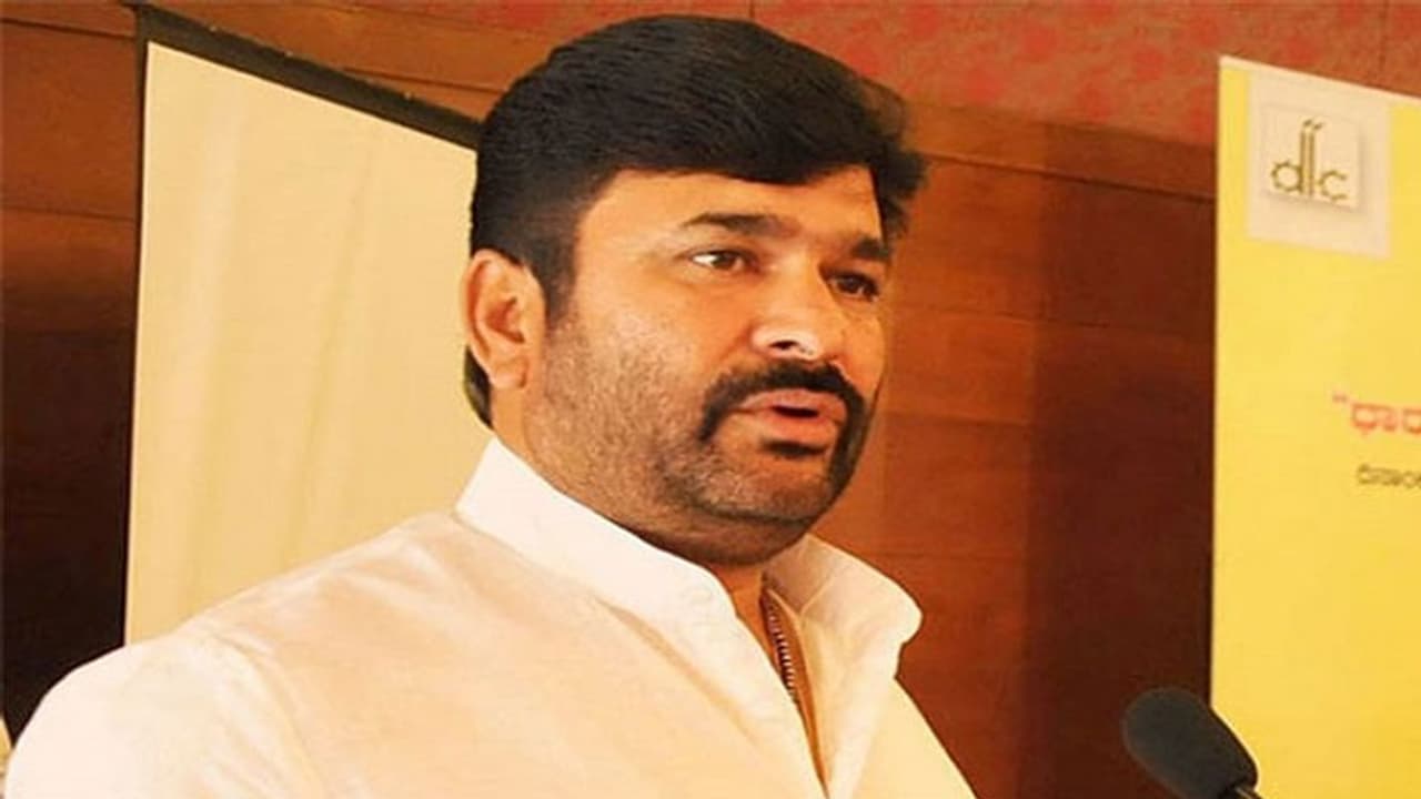 ಕೊಲೆ ಕೇಸ್: ಧಾರವಾಡ ಕಾಂಗ್ರೆಸ್ ಅಭ್ಯರ್ಥಿ ವಿನಯ್ ಕುಲಕರ್ಣಿಗೆ ಸಂಕಷ್ಟ