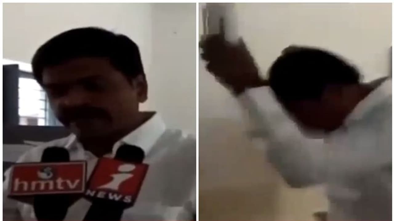 ആന്ധ്രയില് സ്ഥാനാര്ത്ഥി വോട്ടിംഗ് യന്ത്രം എറിഞ്ഞുടച്ചു ആന്ധ്രയില് സ്ഥാനാര്ത്ഥി വോട്ടിംഗ് യന്ത്രം എറിഞ്ഞുടച്ചു