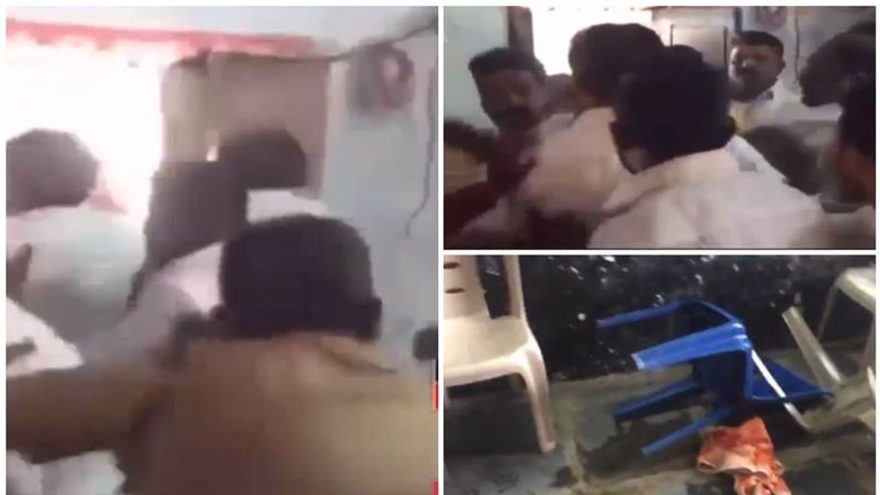 ആന്ധ്രയില് പോളിംഗിനിടെ സംഘര്ഷം: രണ്ട് പേര് കൊല്ലപ്പെട്ടു ആന്ധ്രയില് പോളിംഗിനിടെ സംഘര്ഷം: രണ്ട് പേര് കൊല്ലപ്പെട്ടു