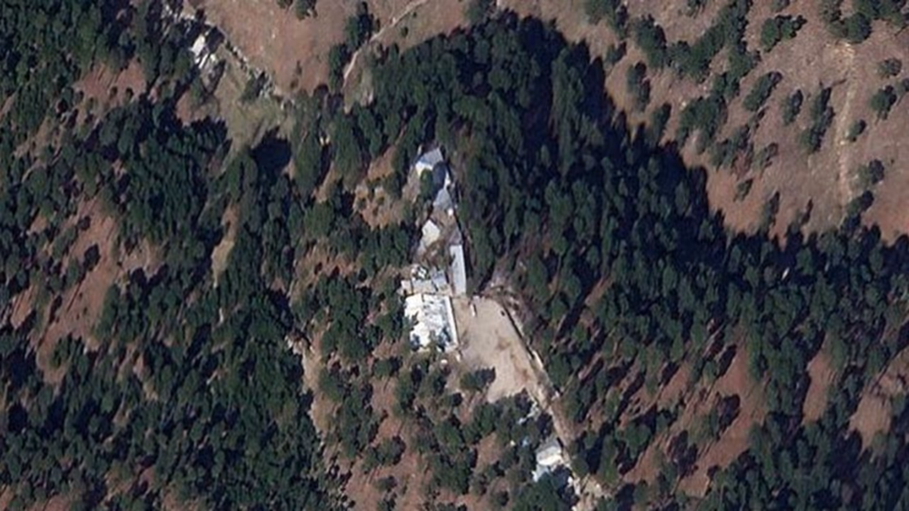 'ആക്രമണം നടന്നയിടത്ത് ഗര്ത്തം'; ബാലാക്കോട്ടില് വിദേശ മാധ്യമങ്ങളെ എത്തിച്ച് പാകിസ്ഥാന് 'ആക്രമണം നടന്നയിടത്ത് ഗര്ത്തം'; ബാലാക്കോട്ടില് വിദേശ മാധ്യമങ്ങളെ എത്തിച്ച് പാകിസ്ഥാന്