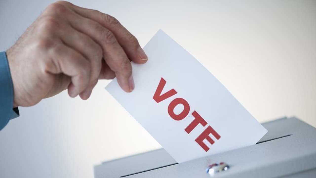 പോളിങ് കൂടിയാല് നേട്ടമാര്ക്ക്; പഠനങ്ങള് പറയുന്നത് ഇങ്ങനെ പോളിങ് കൂടിയാല് നേട്ടമാര്ക്ക്; പഠനങ്ങള് പറയുന്നത് ഇങ്ങനെ