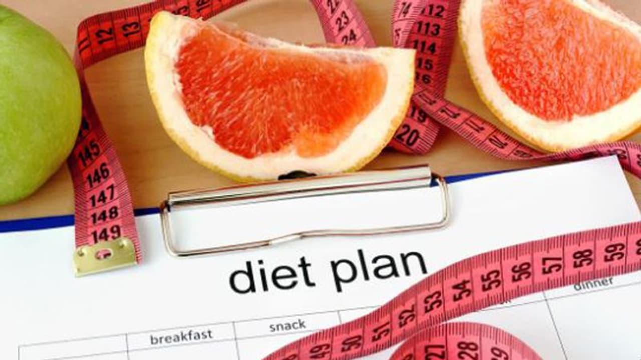 ഡയറ്റ് ചെയ്യുന്നുണ്ടോ; അറിഞ്ഞിരിക്കേണ്ട ചിലത്... ഡയറ്റ് ചെയ്യുന്നുണ്ടോ; അറിഞ്ഞിരിക്കേണ്ട ചിലത്...