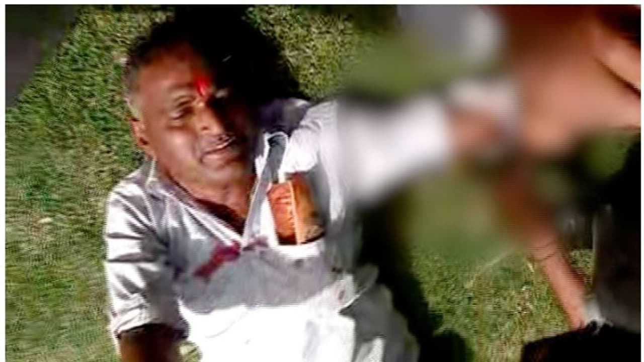 സുപ്രീംകോടതിക്ക് മുമ്പിൽ ആത്മഹത്യാശ്രമം സുപ്രീംകോടതിക്ക് മുമ്പിൽ ആത്മഹത്യാശ്രമം