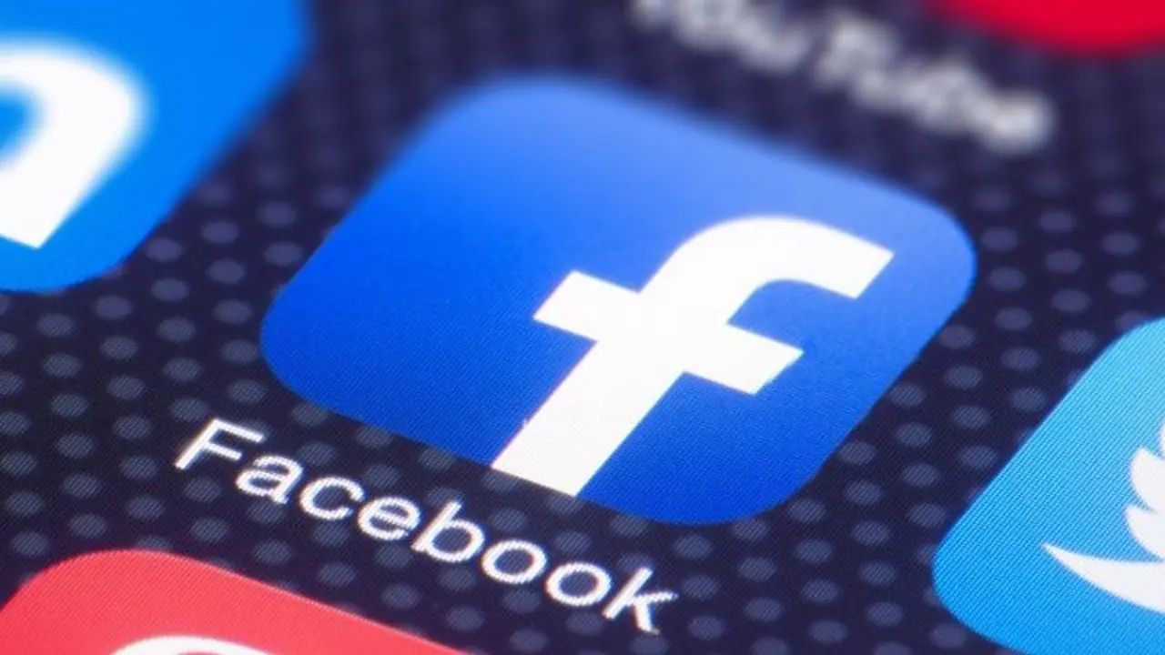Facebook's latest feature enables group admins to withdraw false information