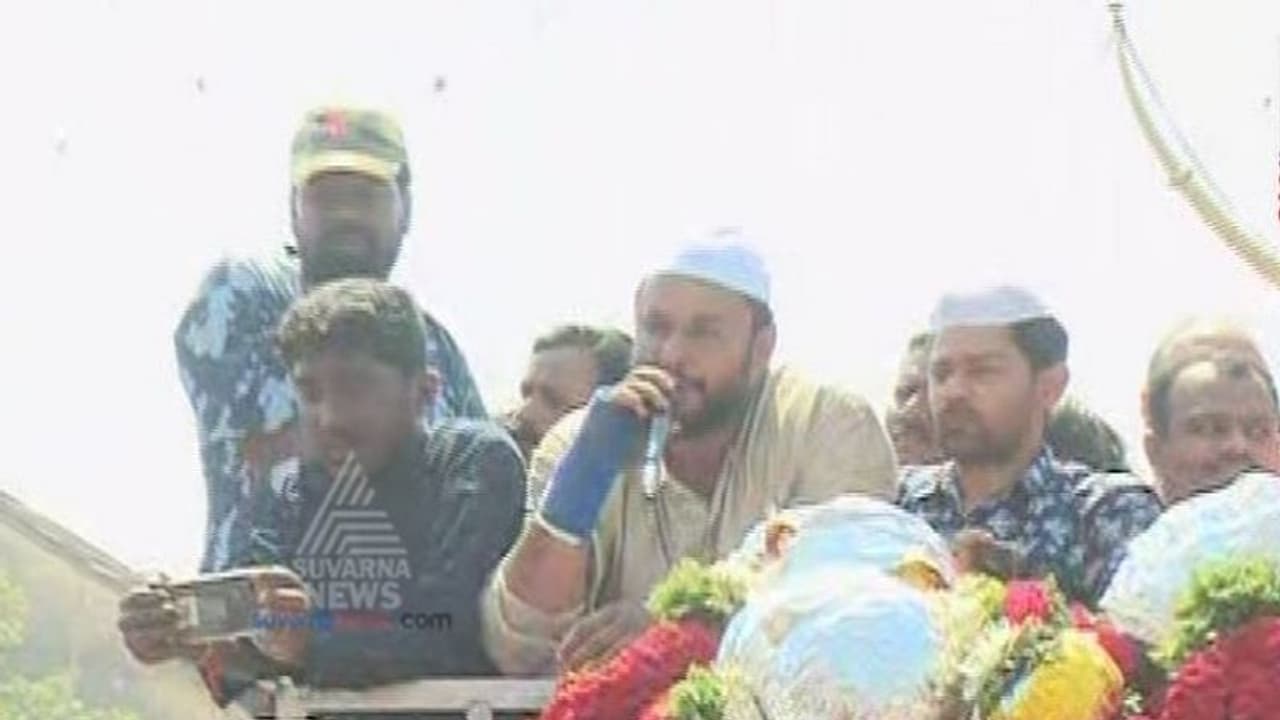 ಉರ್ದುವಿನಲ್ಲಿ ಮತಯಾಚಿಸಿದ ದರ್ಶನ್! ಉರ್ದುವಿನಲ್ಲಿ ಮತಯಾಚಿಸಿದ ದರ್ಶನ್!