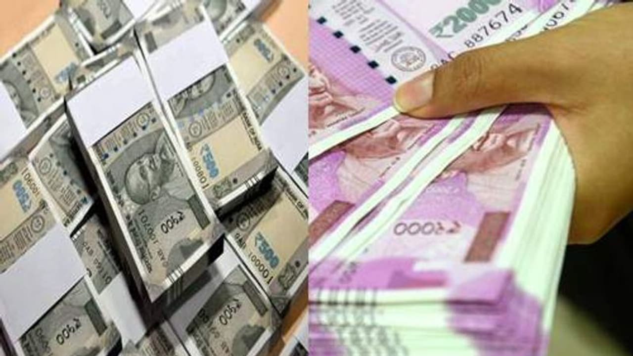 Karnataka govt submits memorandum, seeks Rs 1.4 lakh crore from 15th Finance Commission