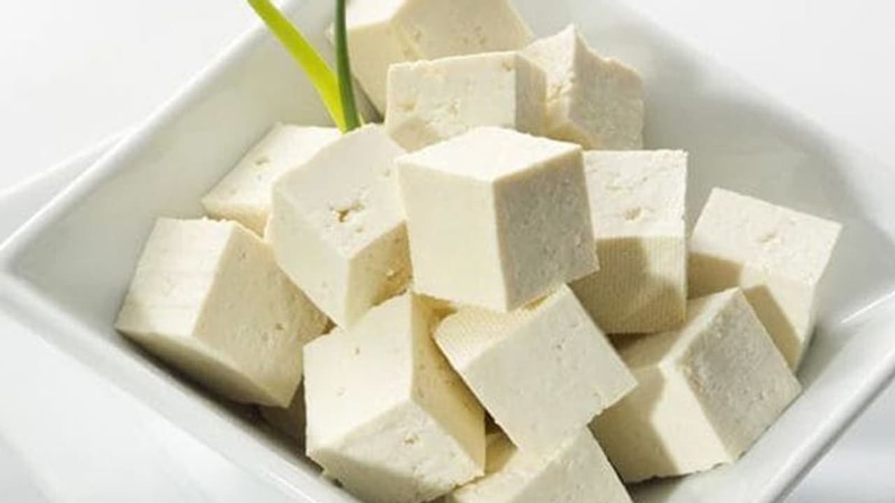 പനീർ കഴിച്ചാലുള്ള ആരോഗ്യ ഗുണങ്ങൾ പനീർ കഴിച്ചാലുള്ള ആരോഗ്യ ഗുണങ്ങൾ