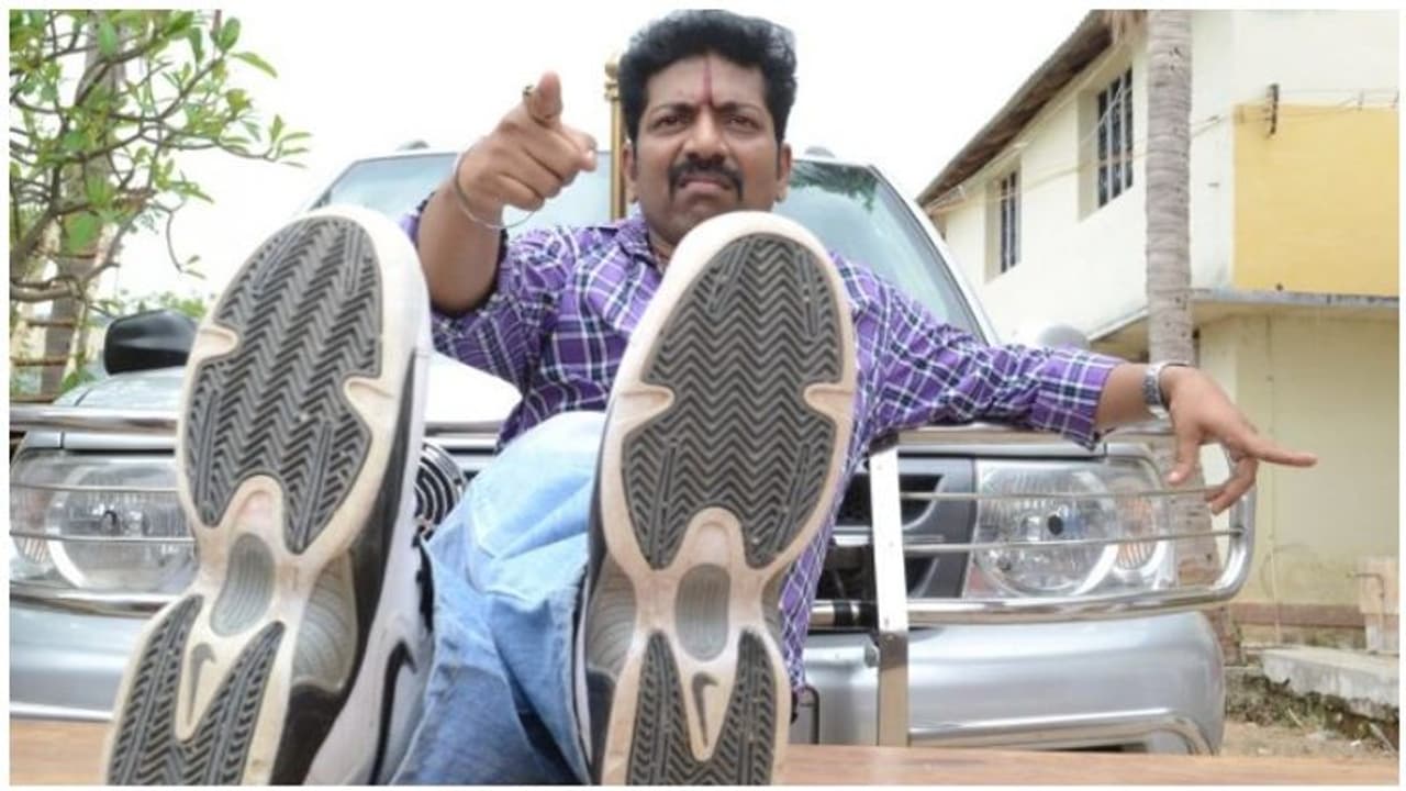 வைகோவிடம் வாலாட்டி... பாஜகவிடம் பம்மி... திமுகவிடம் சீட் வாங்கிய டாக்டர் சரவணன்..! வைகோவிடம் வாலாட்டி... பாஜகவிடம் பம்மி... திமுகவிடம் சீட் வாங்கிய டாக்டர் சரவணன்..!