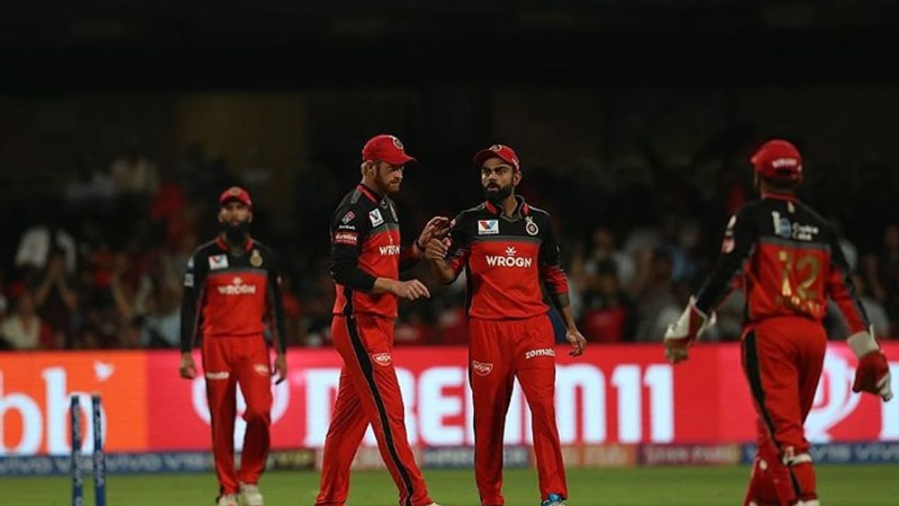 RCBಗೆ ಇನ್ನೂ ಇದೆಯಾ ಪ್ಲೇ ಆಫ್ ಅವಕಾಶ ಚಹಲ್ ನೀಡಿದ್ರು ಉತ್ತರ! RCBಗೆ ಇನ್ನೂ ಇದೆಯಾ ಪ್ಲೇ ಆಫ್ ಅವಕಾಶ ಚಹಲ್ ನೀಡಿದ್ರು ಉತ್ತರ!