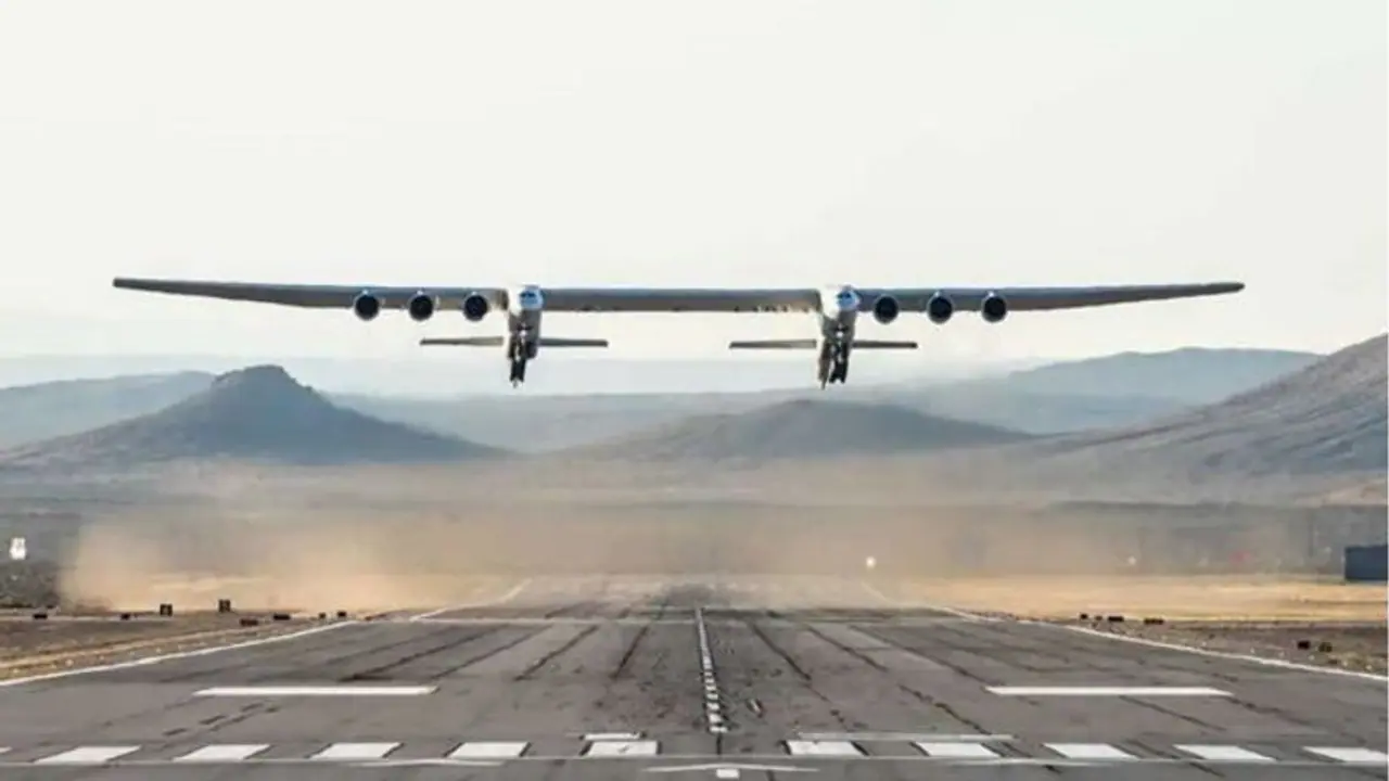 ಯಶಸ್ವಿ ಹಾರಾಟ ನಡೆಸಿದ ವಿಶ್ವದ ಅತೀ ದೊಡ್ಡ ವಿಮಾನ ಸ್ಟ್ರಾಟೋಲಾಂಚ್! ಯಶಸ್ವಿ ಹಾರಾಟ ನಡೆಸಿದ ವಿಶ್ವದ ಅತೀ ದೊಡ್ಡ ವಿಮಾನ ಸ್ಟ್ರಾಟೋಲಾಂಚ್!