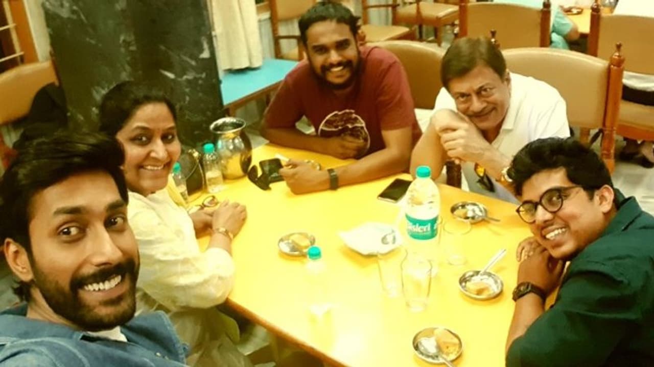 ಮಸಾಲೆದೋಸೆ, ಮೈಸೂರು ಪಾಕ್ ತಿಂದು ಸಕ್ಸಸ್ ಸೆಲಬ್ರೇಟ್ ಮಾಡಿದ ’ಕವಲುದಾರಿ’