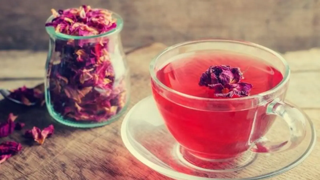 Rose Tea: நீங்கள் தேநீர் பிரியரா ..? தினமும் 2 கப் ரோஜாப்பூ டீ போதும்....இத்தனை நன்மைகள் இருக்கா..?