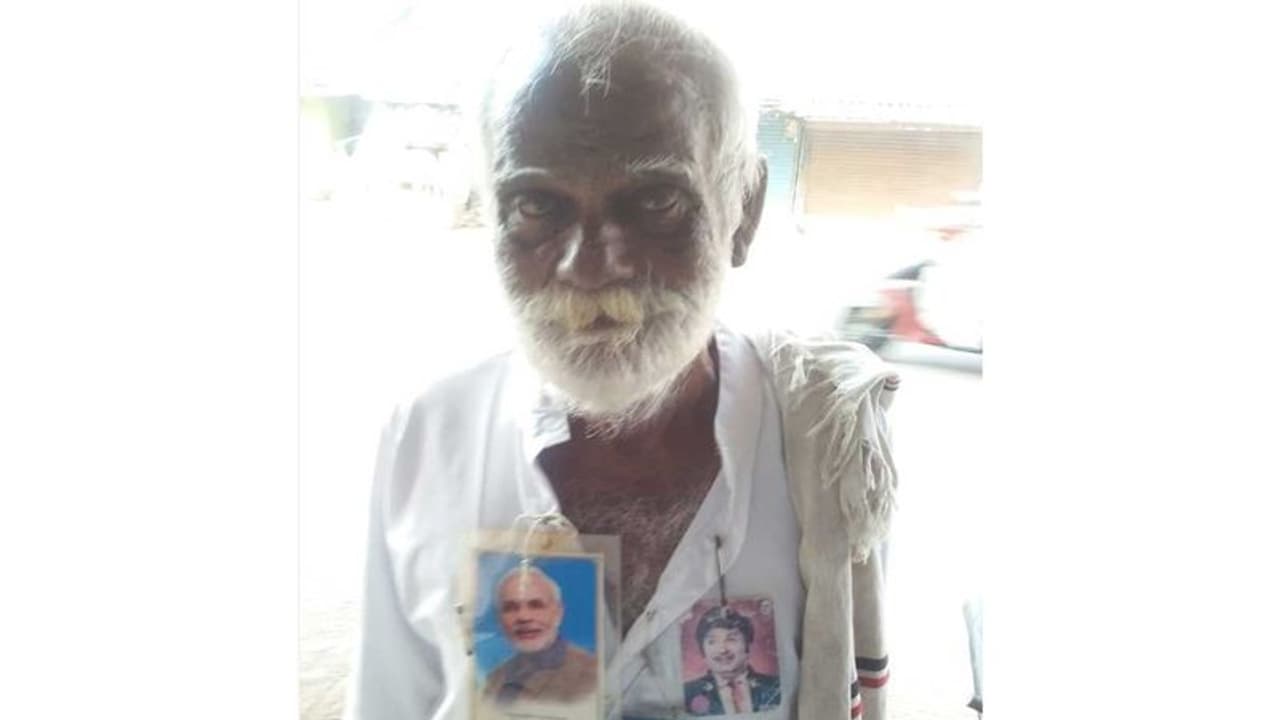 மோடிக்கு ஓட்டுக் கேட்ட தாத்தாவை அடித்தே கொன்ற கொடூரம்... தஞ்சையில் நடந்த கோர சம்பவம்! மோடிக்கு ஓட்டுக் கேட்ட தாத்தாவை அடித்தே கொன்ற கொடூரம்... தஞ்சையில் நடந்த கோர சம்பவம்!