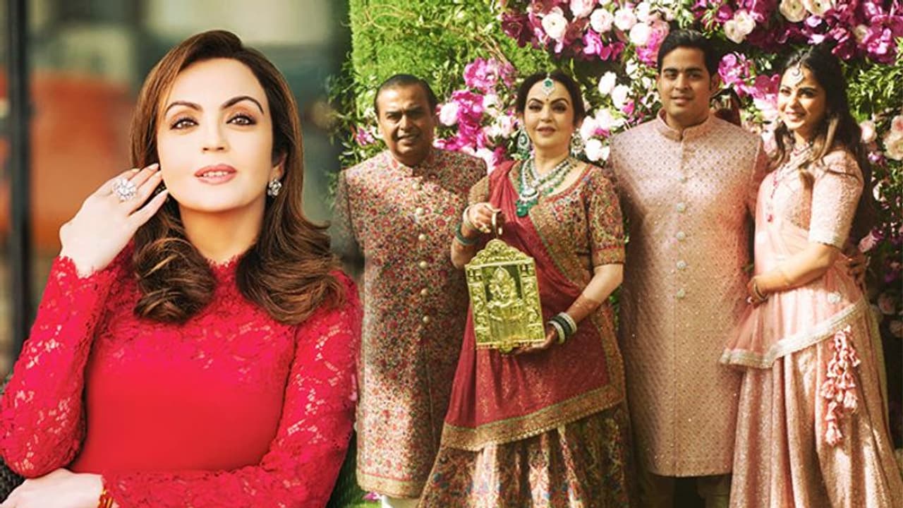 नीता अंबानी को 23 साल में डॉक्टर ने बताया वह कभी मां नहीं बन सकतीं