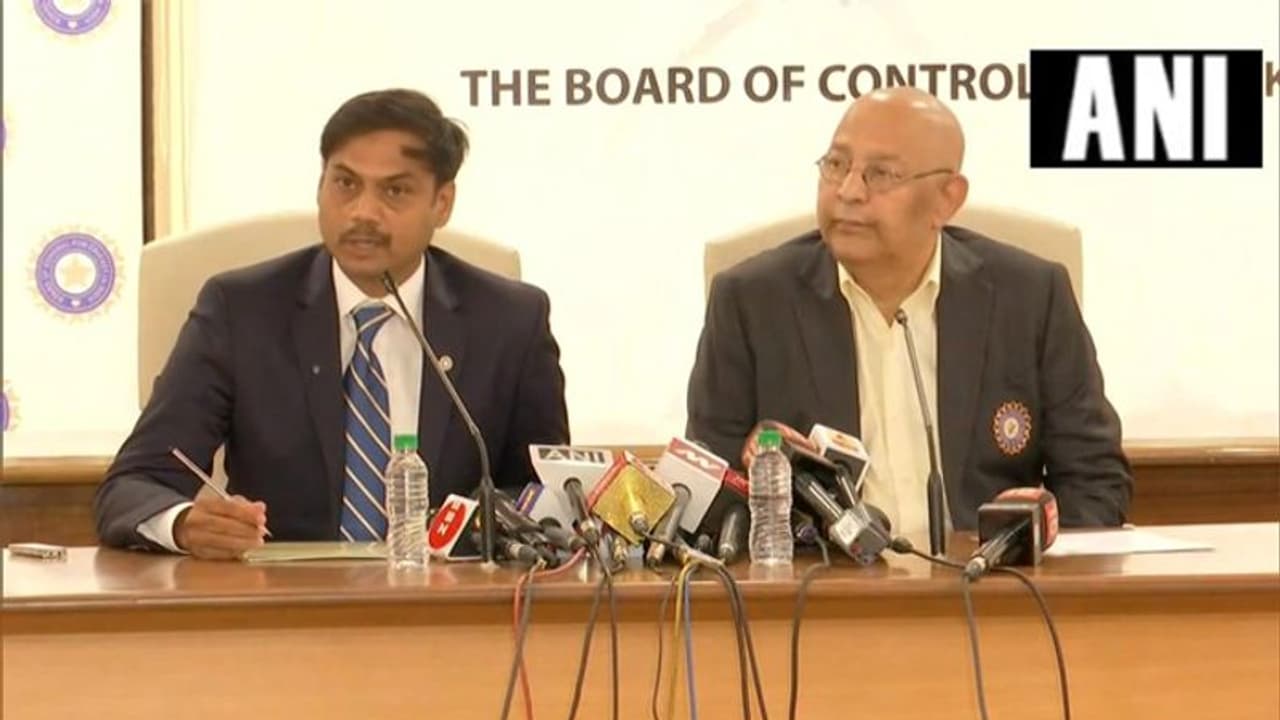 ಬಿಸಿಸಿಐ ಪ್ರಶ್ನೆಗೆ ತಬ್ಬಿಬ್ಬಾದ ಟೀಂ ಇಂಡಿಯಾ ಆಯ್ಕೆ ಸಮಿತಿ! ಬಿಸಿಸಿಐ ಪ್ರಶ್ನೆಗೆ ತಬ್ಬಿಬ್ಬಾದ ಟೀಂ ಇಂಡಿಯಾ ಆಯ್ಕೆ ಸಮಿತಿ!