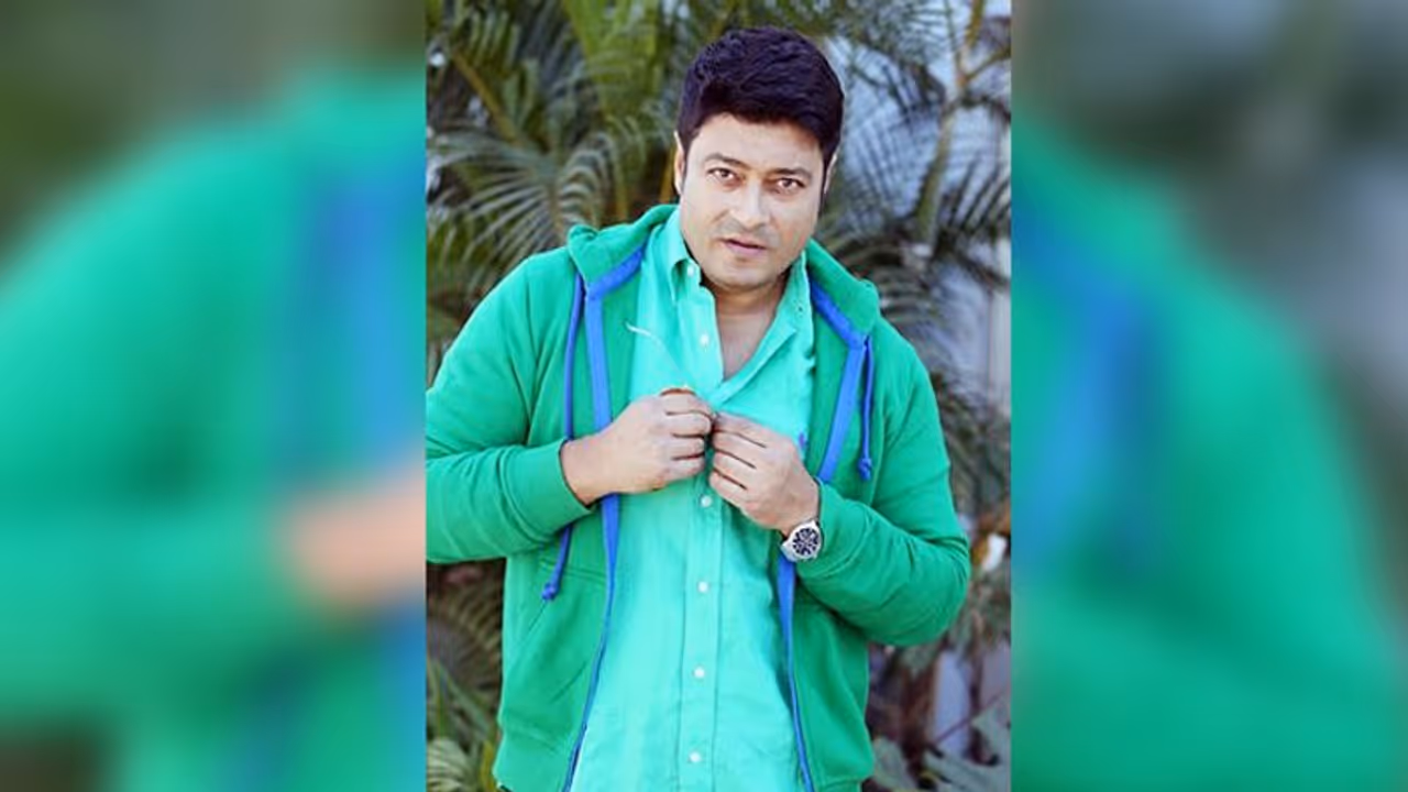 Dear Election Commission, are you allowing Bangladeshi actor Ferdous to campaign for Trinamool?