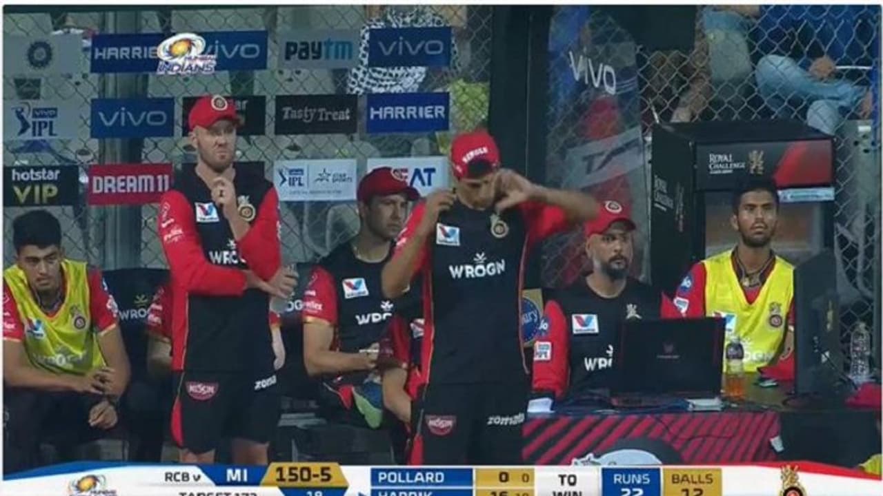 ನೆಹ್ರಾ ಸಲಹೆಯಿಂದಲೇ RCBಗೆ ಸೋಲು ಟ್ರೋಲ್ ಆದ ಕೋಚ್! ನೆಹ್ರಾ ಸಲಹೆಯಿಂದಲೇ RCBಗೆ ಸೋಲು ಟ್ರೋಲ್ ಆದ ಕೋಚ್!