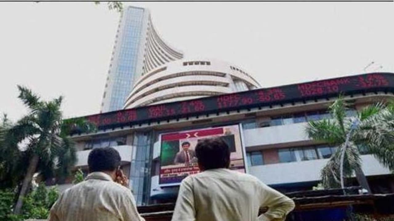 Share Market Live : നേട്ടത്തിൽ ആരംഭിച്ച് ഓഹരി വിപണി; സെൻസെക്സ് 446 പോയിന്റ് ഉയർന്നു