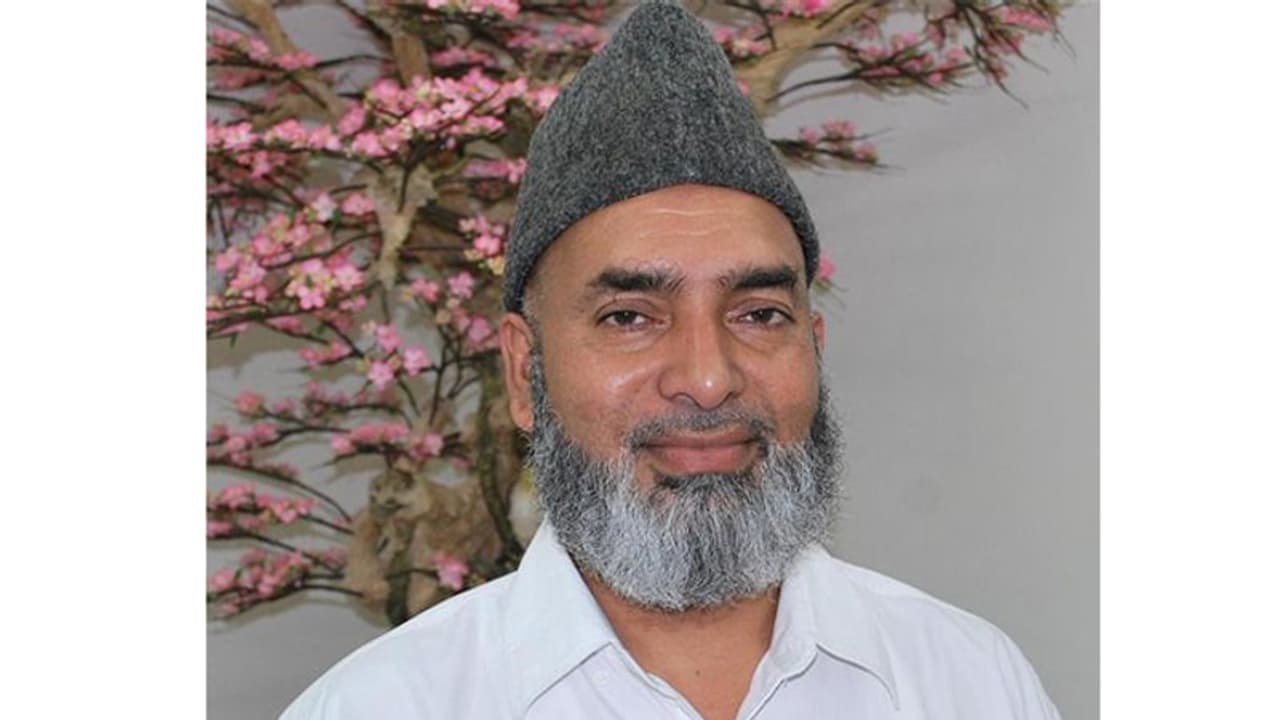 'മുസ്ലീം പെണ്‍കുട്ടികളെ വിവാഹത്തിനെന്നപേരില്‍ കൊണ്ടുപോകുന്നവർക്ക് സഹായം കിട്ടുന്നു'; പിന്തുണയുമായി ഹുസൈൻ മടവൂർ