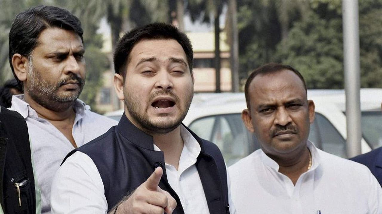 आखिर तेजस्वी यादव ने क्यों बनाई है चुनाव प्रचार से दूरी