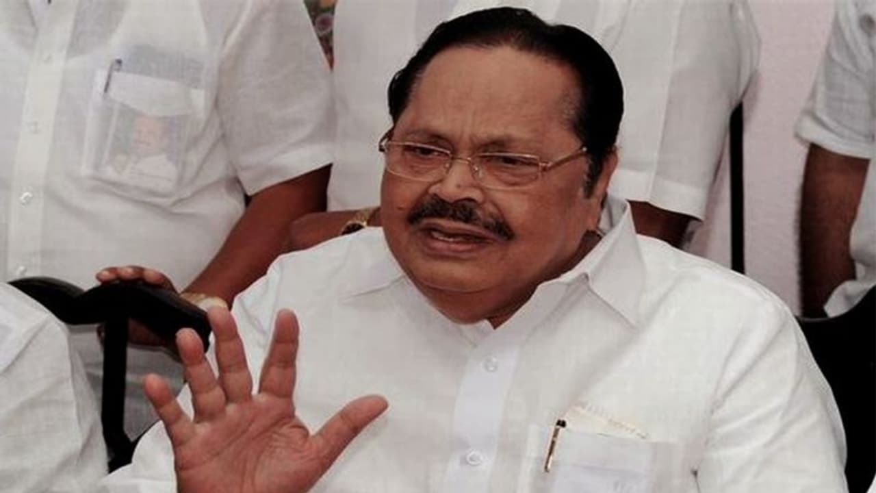 துரைமுருகன் அதிரடி..! முதல்ல தொடங்கட்டும்.. அப்புறம் பார்த்துக்கலாம்.. இதுல மும்முனை போட்டி வேற ..!