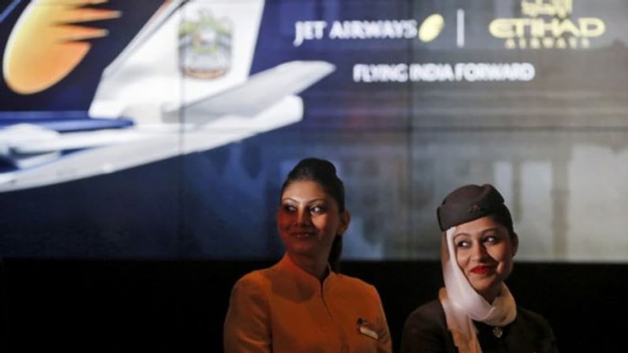 ഇത്തിഹാദ് ഇടപെട്ടു: ലേലത്തില് നിന്ന് നരേഷ് ഗോയല് പിന്മാറി; വിഷയത്തില് പ്രതികരിക്കാതെ ബാങ്കുകള് ഇത്തിഹാദ് ഇടപെട്ടു: ലേലത്തില് നിന്ന് നരേഷ് ഗോയല് പിന്മാറി; വിഷയത്തില് പ്രതികരിക്കാതെ ബാങ്കുകള്