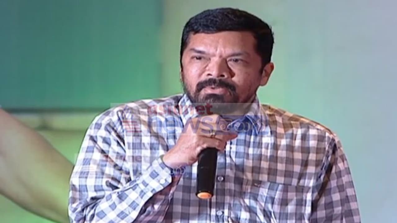 పదవులు కోసం యాచించను, జగన్ ఇస్తే తీసుకుంటా: పోసాని కృష్ణమురళి