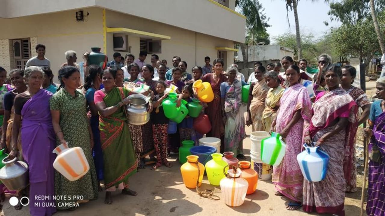 ನೀರಿಲ್ಲದೇ ಕೊಚ್ಚಿ ಹೋದ ಮತ! ನೀರಿಲ್ಲದೇ ಕೊಚ್ಚಿ ಹೋದ ಮತ!