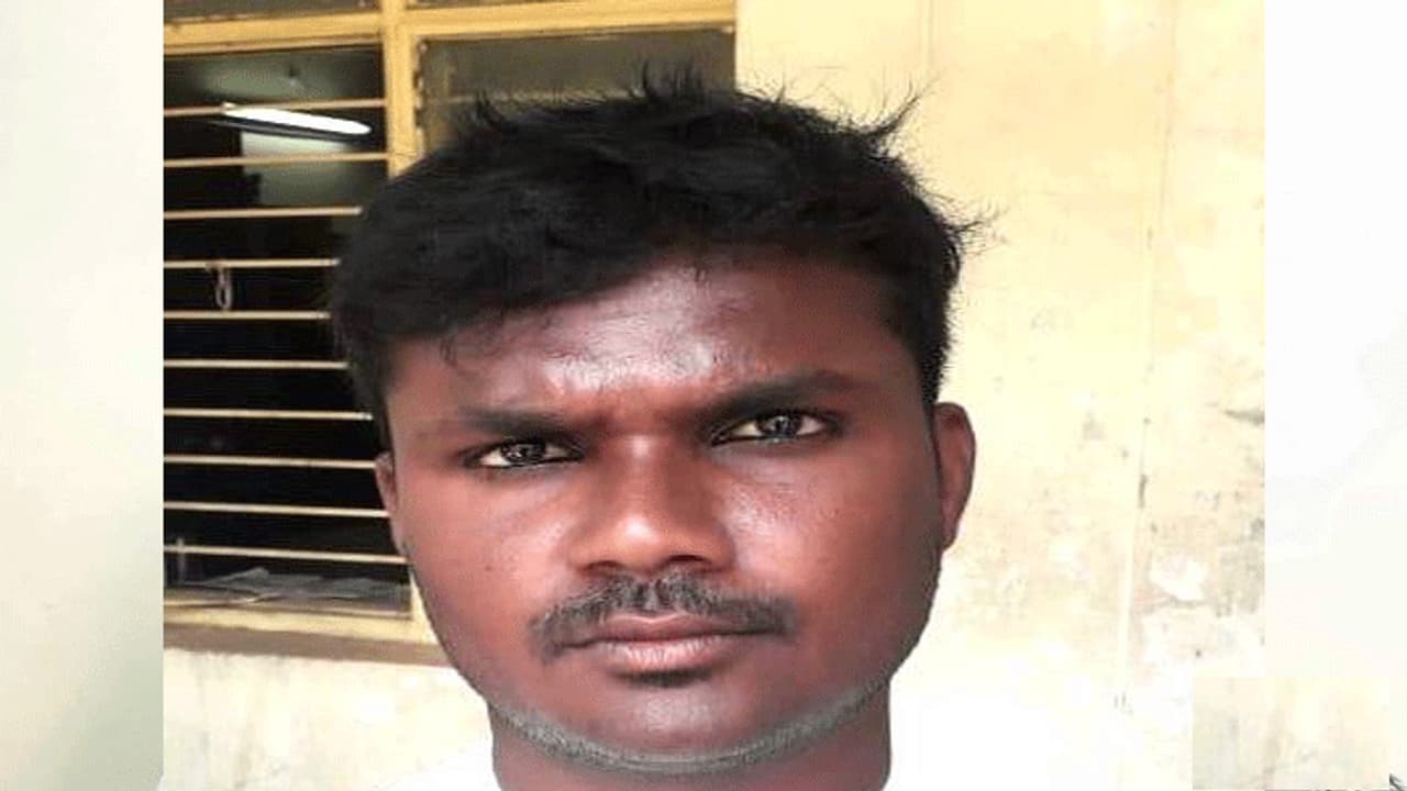 ప్రేమ పేరిట మైనర్ బాలికకు వేధింపులు..నిందితుడికి జైలు శిక్ష ప్రేమ పేరిట మైనర్ బాలికకు వేధింపులు..నిందితుడికి జైలు శిక్ష