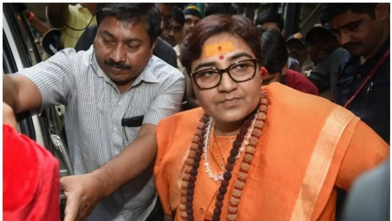 हेमंत करकरे पर साध्वी प्रज्ञा ने लगाया यातना देने का आरोप, कांग्रेस बोली, 'यह शहीद का अपमान, पीएम मोदी माफी मांगे'