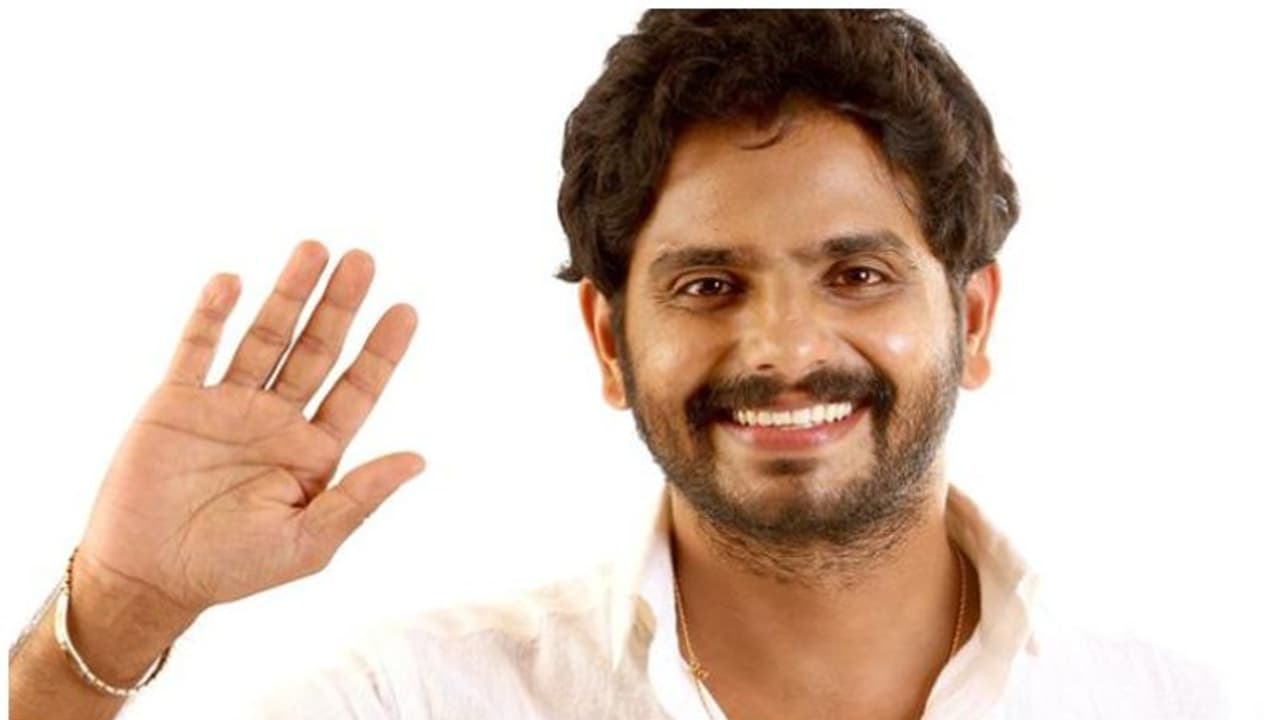 അഭിനയിക്കാൻ ചാൻസ് വേണം അതിനാണ്!; 'സൈക്കോളജിക്കല് മൂവു'മായി അനീഷ് ജി മേനോൻ അഭിനയിക്കാൻ ചാൻസ് വേണം അതിനാണ്!; 'സൈക്കോളജിക്കല് മൂവു'മായി അനീഷ് ജി മേനോൻ