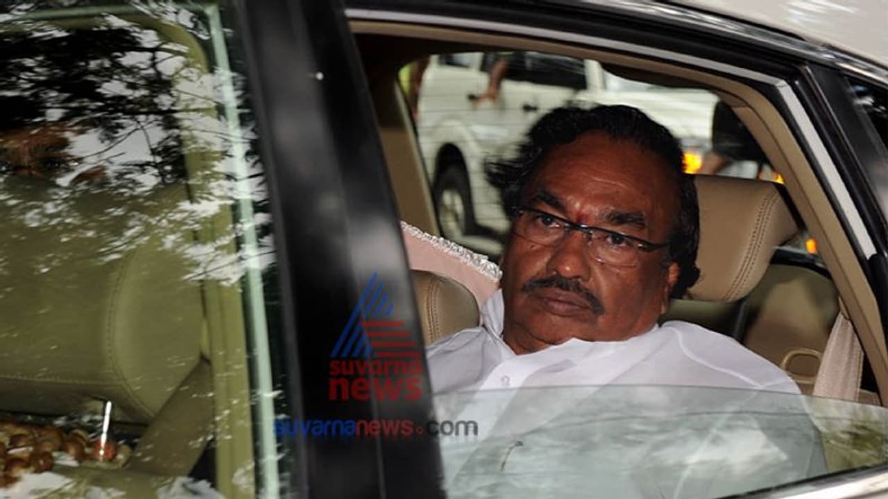 ಬಿಗ್ ಬ್ರೆಕಿಂಗ್: ರಾಜಕಾರಣಕ್ಕೆ ಟ್ವಿಸ್ಟ್, ಈಶ್ವರಪ್ಪ ಭೇಟಿ ಮಾಡಿದ ಜೆಡಿಎಸ್ ಮುಖಂಡ ಬಿಗ್ ಬ್ರೆಕಿಂಗ್: ರಾಜಕಾರಣಕ್ಕೆ ಟ್ವಿಸ್ಟ್, ಈಶ್ವರಪ್ಪ ಭೇಟಿ ಮಾಡಿದ ಜೆಡಿಎಸ್ ಮುಖಂಡ