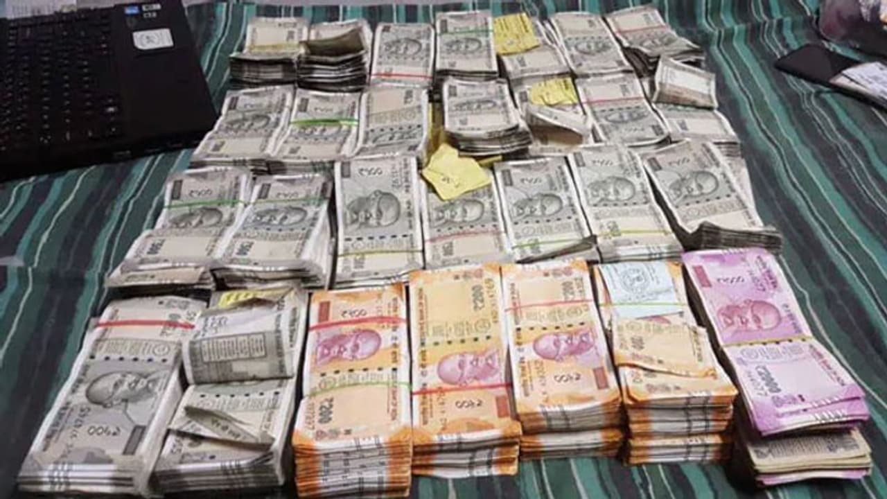 50 ಲಕ್ಷ ವಿಮೆ ಹಣಕ್ಕಾಗಿ ತನ್ನ ಹತ್ಯೆಗೆ ತಾನೇ ಸುಪಾರಿ ಕೊಟ್ಟ