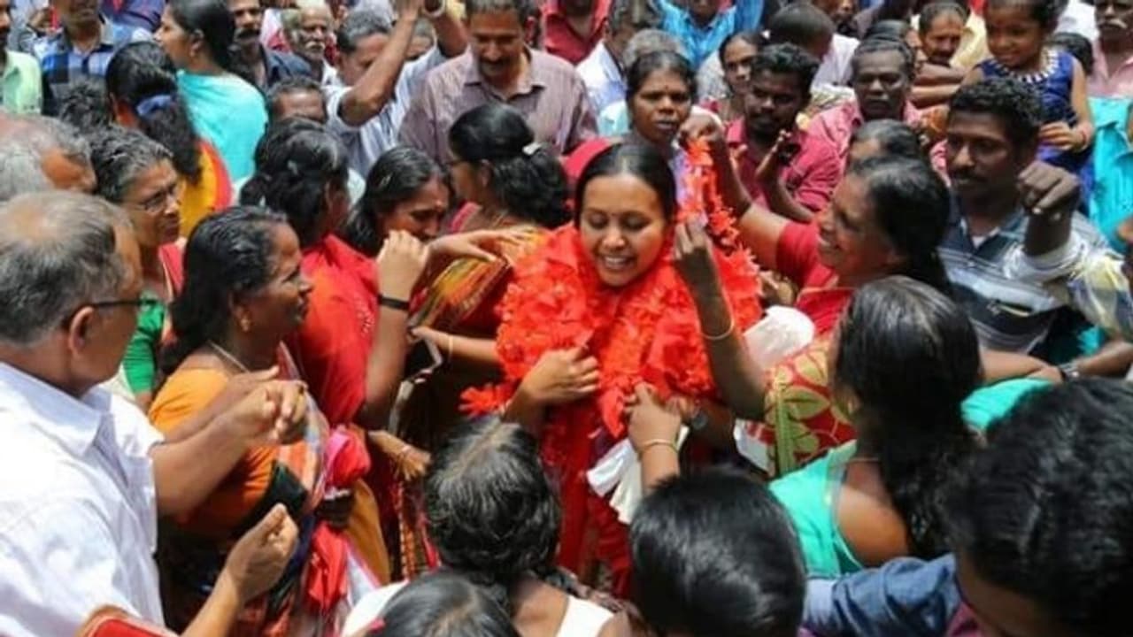 വർഗ്ഗീയതയ്ക്കെതിരെ പത്തനംതിട്ട വിധിയെഴുതും; വിജയം ഉറപ്പെന്ന് വീണാ ജോർജ് വർഗ്ഗീയതയ്ക്കെതിരെ പത്തനംതിട്ട വിധിയെഴുതും; വിജയം ഉറപ്പെന്ന് വീണാ ജോർജ്